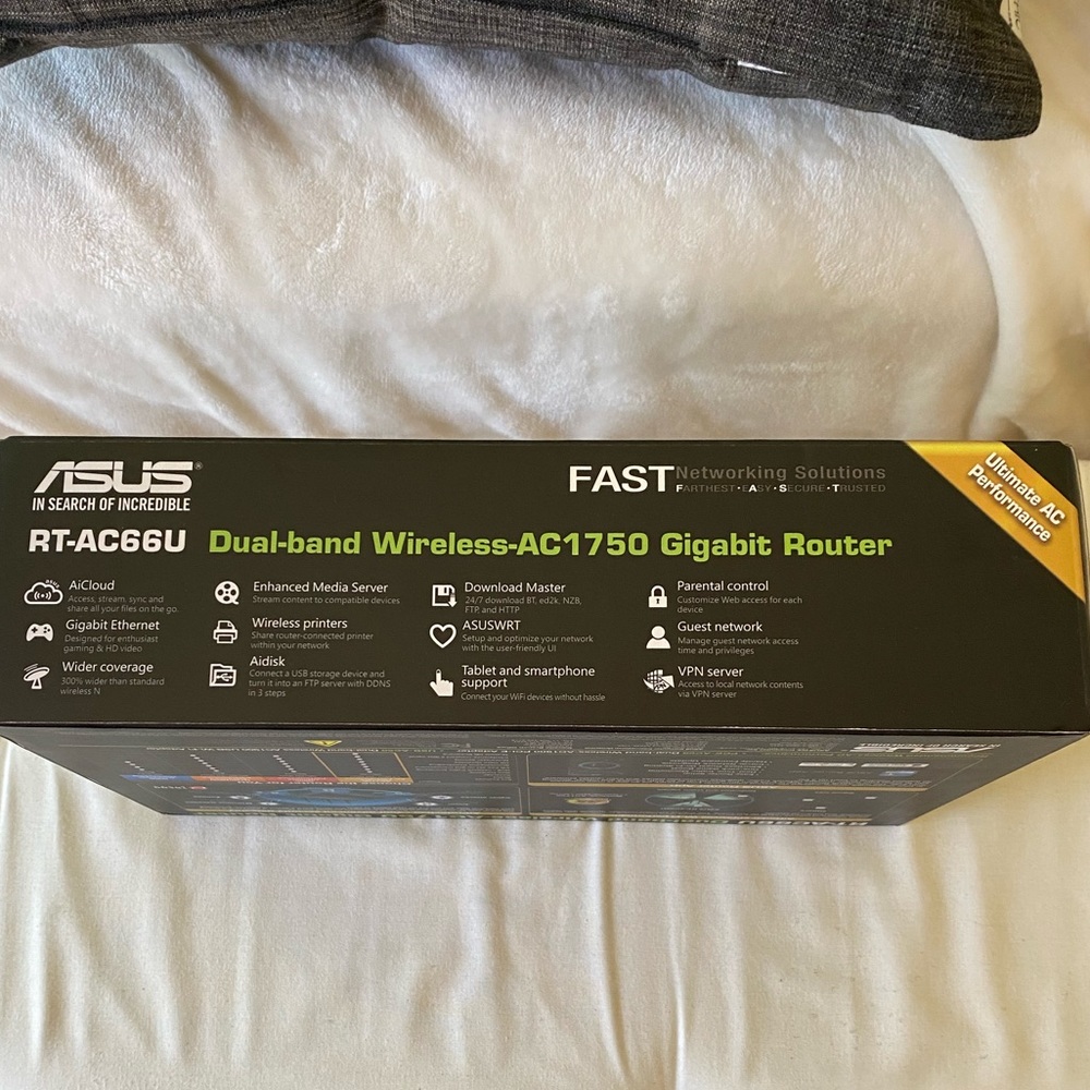 ASUS WiFi Internet Router - Picture 7 of 9